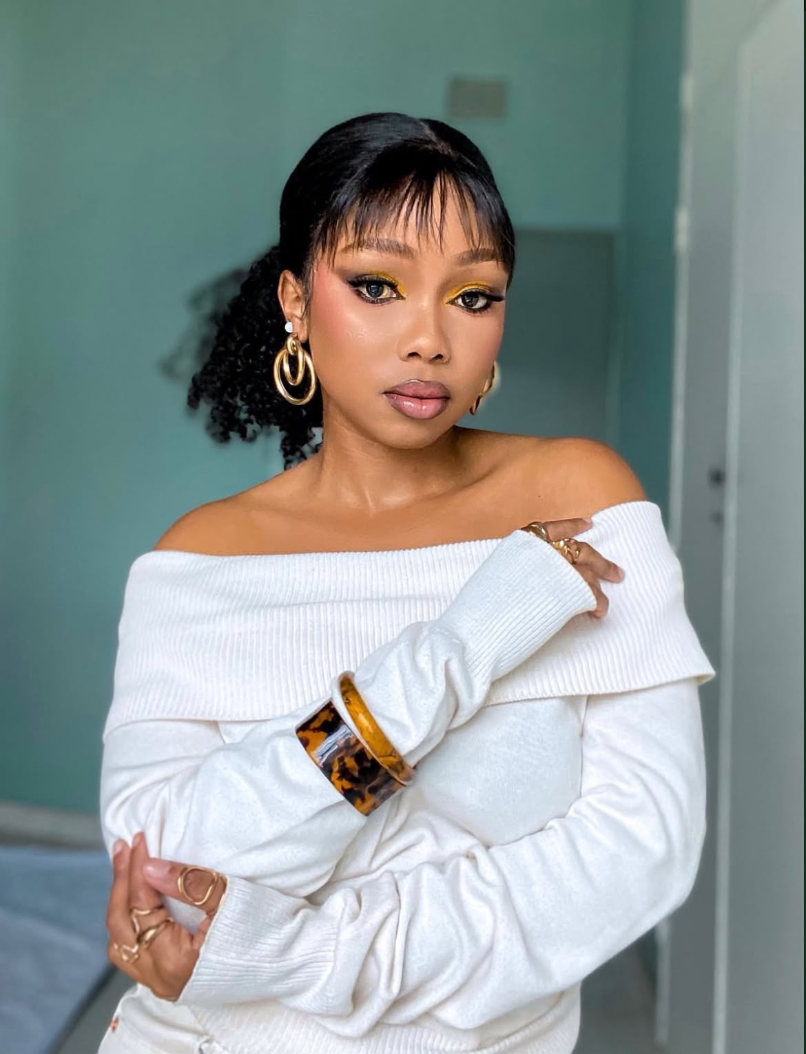 Portrait of Esihle, Social Media Manager